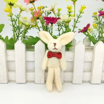 10pcs/lot 10 cm plyšový králíček s srdce přívěsek panenka, kytice materiál, dárek Velikonoční plněné králík plyšový zajíček přívěsek